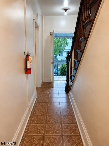 Property listing MLS 4048794 photo 2