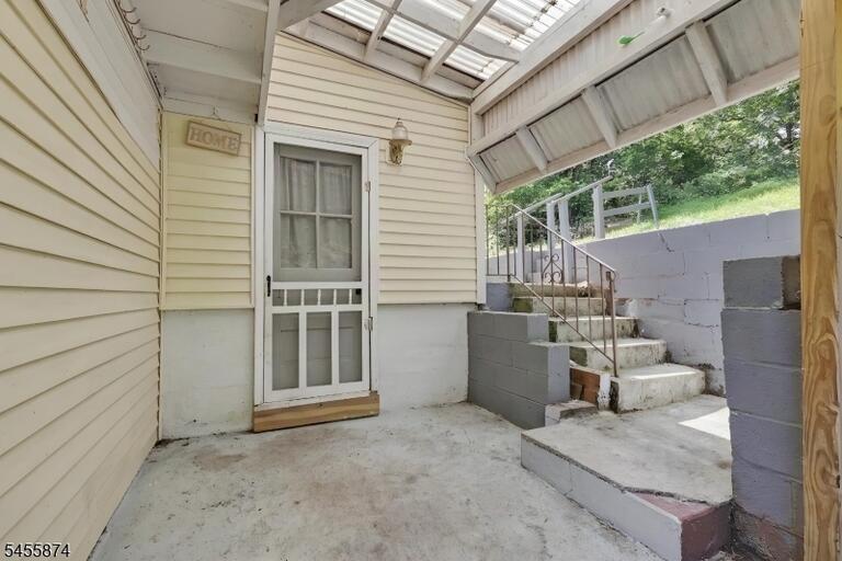 Property listing MLS 4048807 photo 36