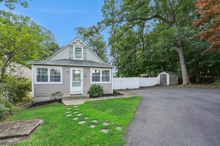 Property listing MLS 4048821 photo 41