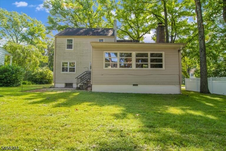 Property listing MLS 4048858 photo 25