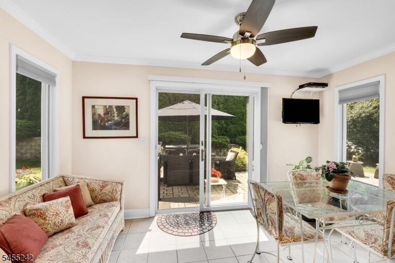 Property listing MLS 4048872 photo 6