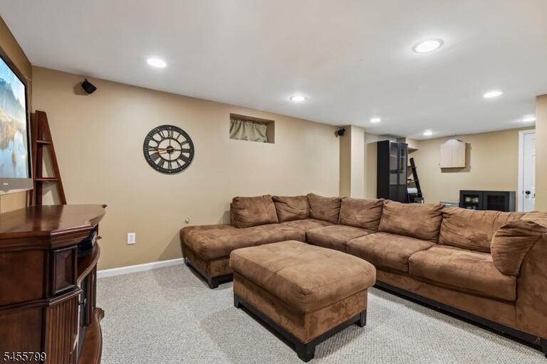 Property listing MLS 4048886 photo 33