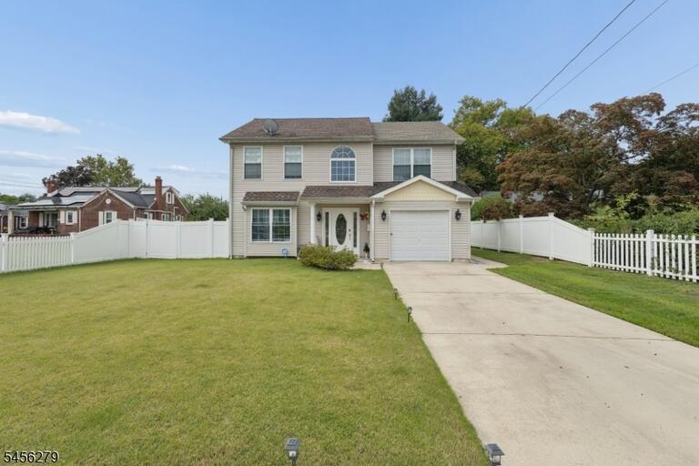 Property listing MLS 4048901 photo 1