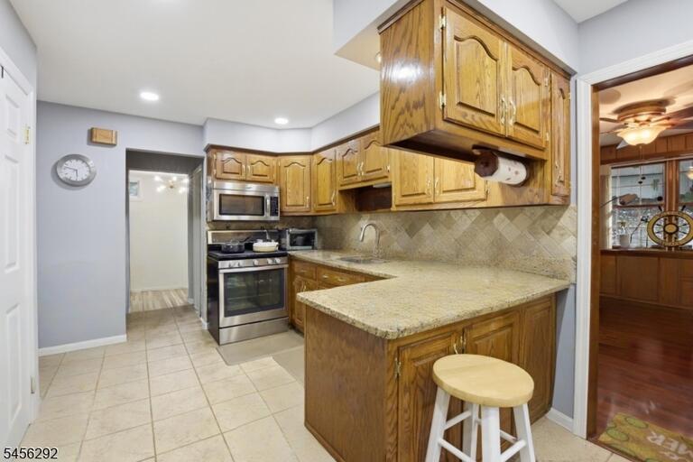 Property listing MLS 4048908 photo 27