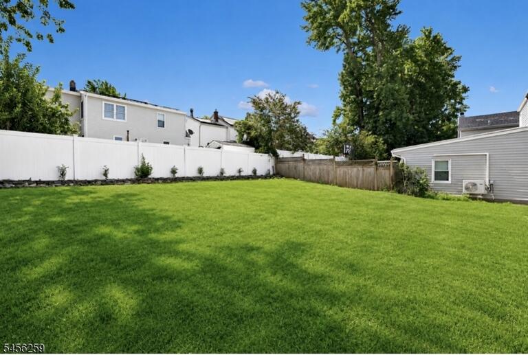 Property listing MLS 4048913 photo 29
