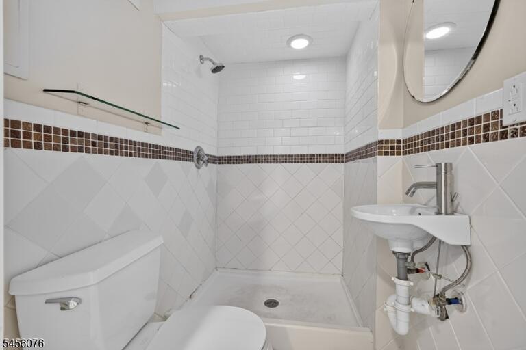 Property listing MLS 4048921 photo 22