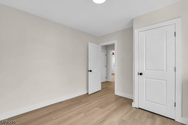 Property listing MLS 4048941 photo 27