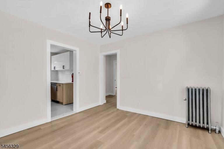 Property listing MLS 4048941 photo 9