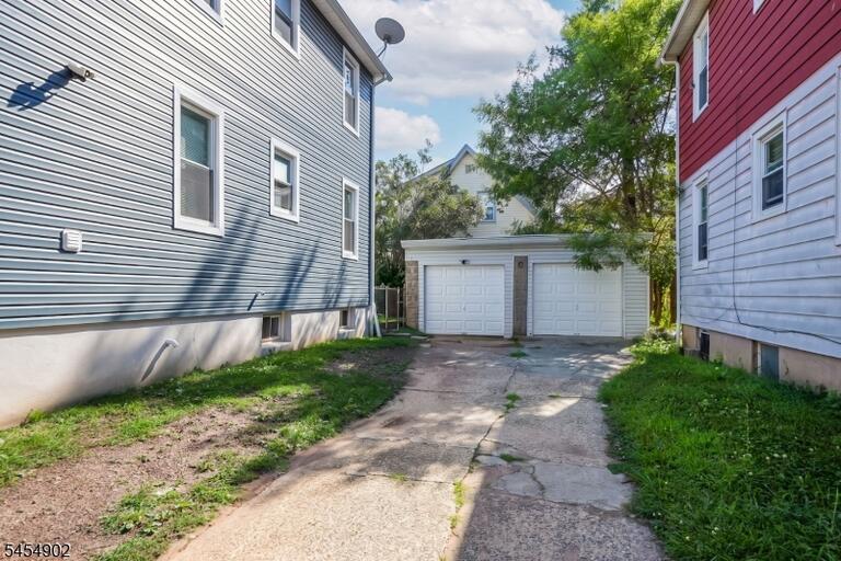 Property listing MLS 4048943 photo 34