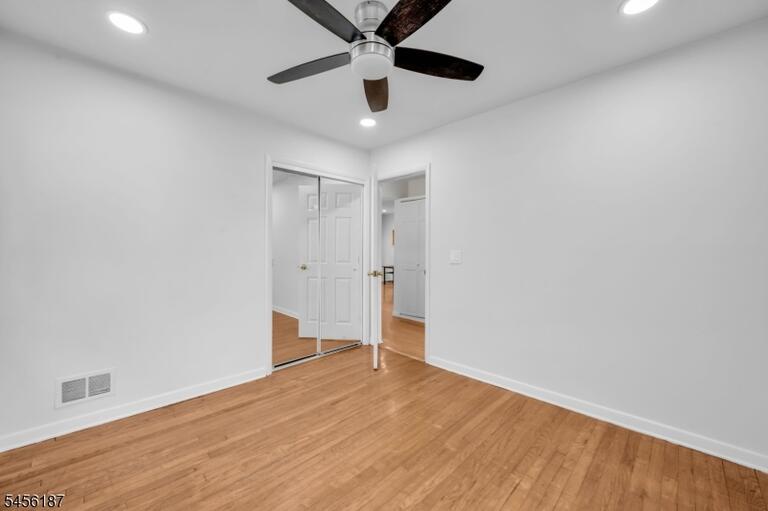 Property listing MLS 4048948 photo 8