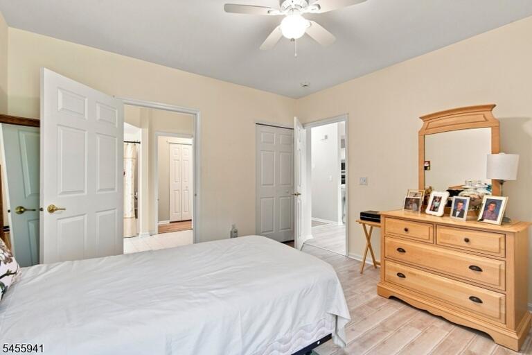 Property listing MLS 4048952 photo 14