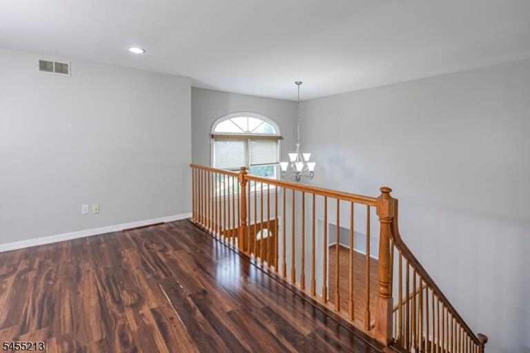 Property listing MLS 4048979 photo 25