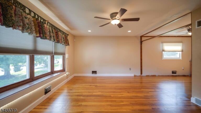 Property listing MLS 4049004 photo 10