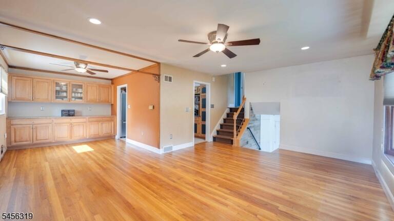 Property listing MLS 4049004 photo 7