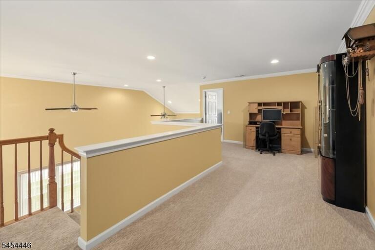 Property listing MLS 4049013 photo 15