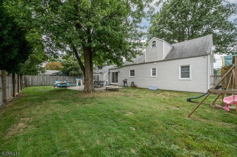 Property listing MLS 4049026 photo 31