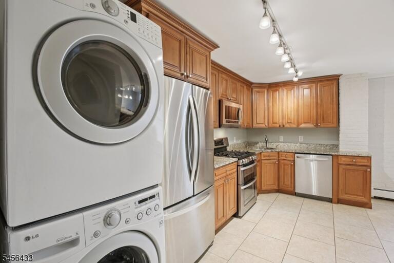 Property listing MLS 4049042 photo 7