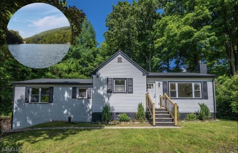 Property listing MLS 4049045 photo 1