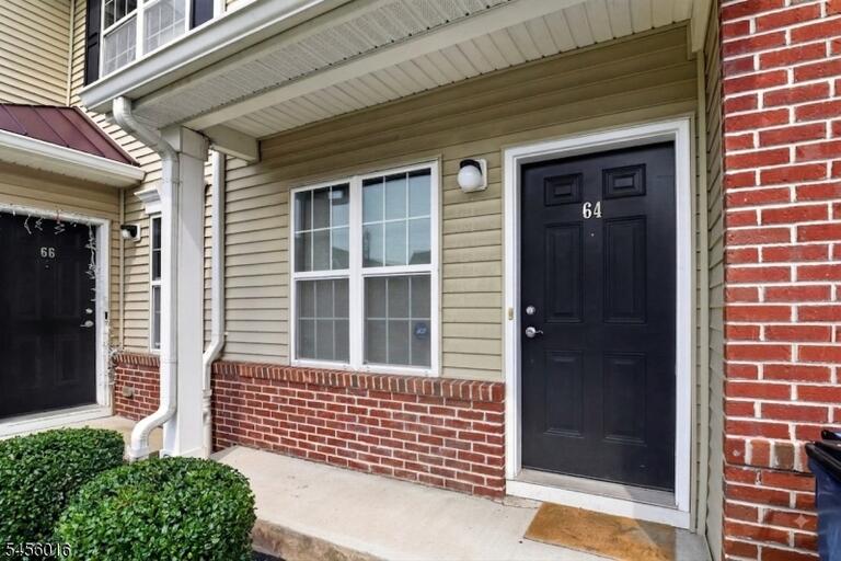 Property listing MLS 4049054 photo 4