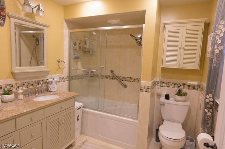 Property listing MLS 4049068 photo 39