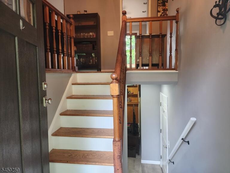 Property listing MLS 4049101 photo 5