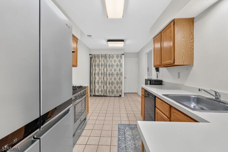 Property listing MLS 4049102 photo 15