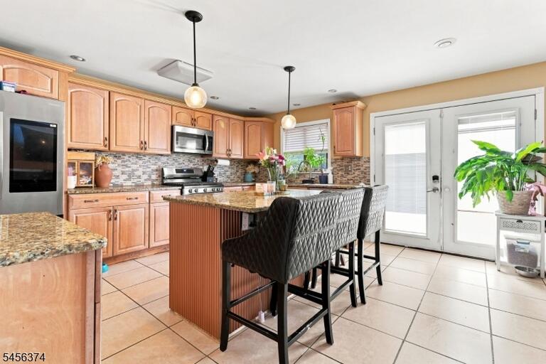 Property listing MLS 4049117 photo 7