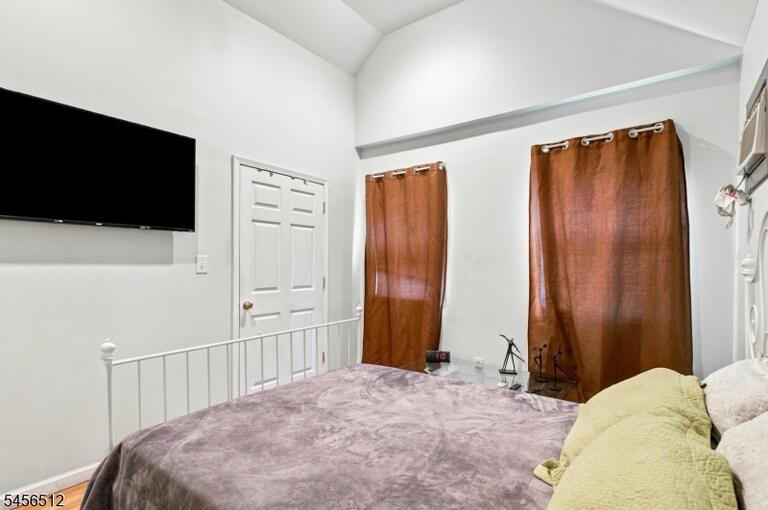Property listing MLS 4049125 photo 15