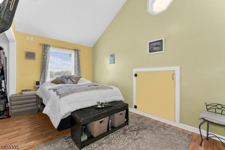 Property listing MLS 4049177 photo 28