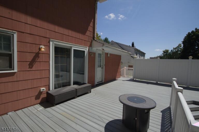 Property listing MLS 4049178 photo 38