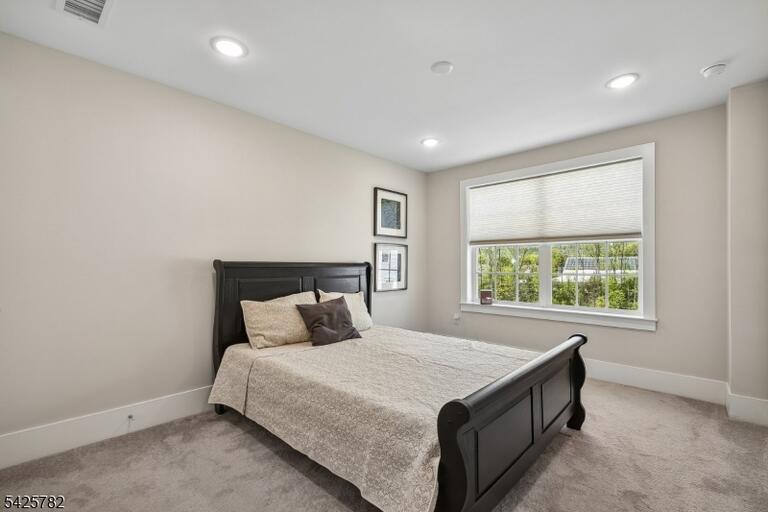 Property listing MLS 4049213 photo 17