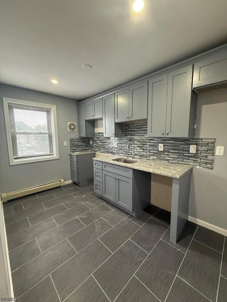 Property listing MLS 4049236 photo 1