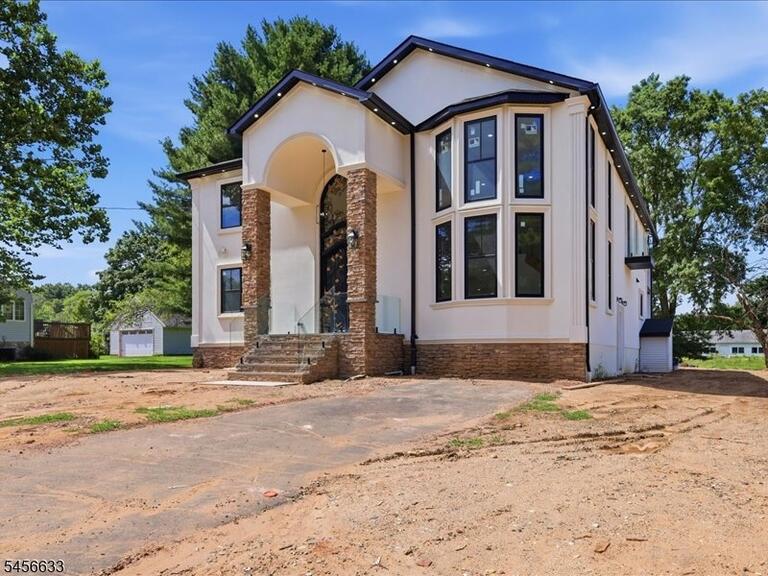 Property listing MLS 4049267 photo 7