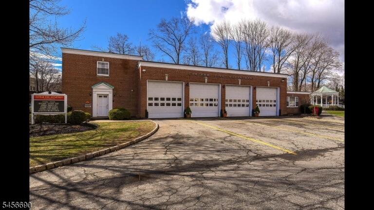 Property listing MLS 4049294 photo 12