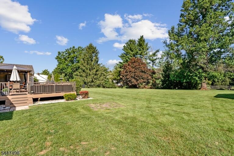 Property listing MLS 4049327 photo 35