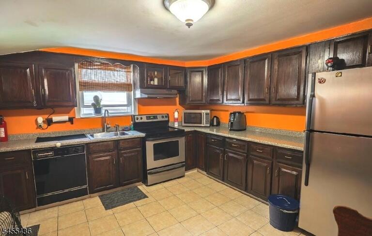 Property listing MLS 4049338 photo 8