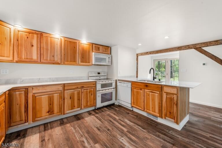 Property listing MLS 4049356 photo 4