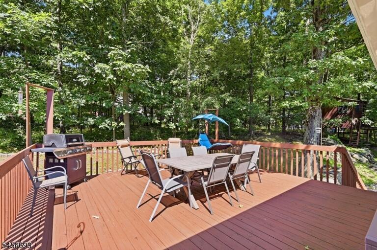 Property listing MLS 4049376 photo 21