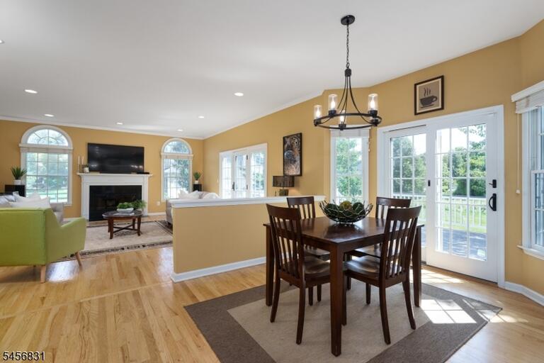 Property listing MLS 4049414 photo 14