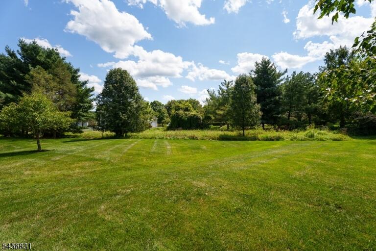 Property listing MLS 4049414 photo 35