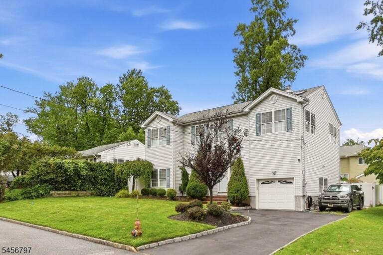 Property listing MLS 4049451 photo 34