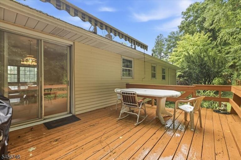 Property listing MLS 4049468 photo 27