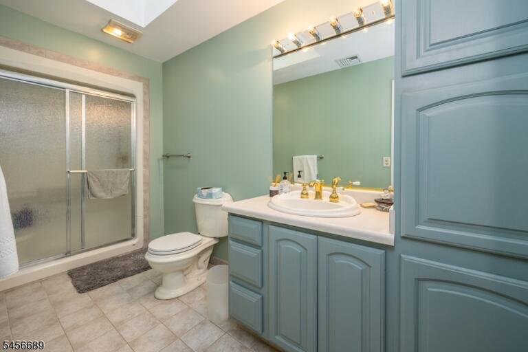 Property listing MLS 4049471 photo 13