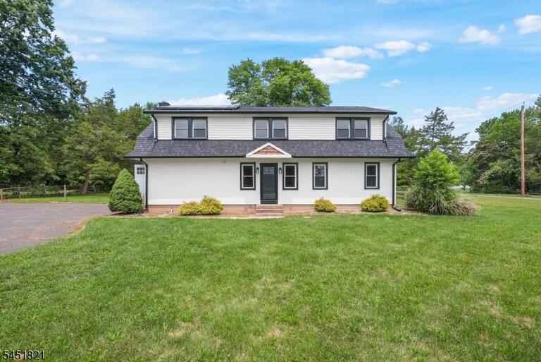 Property listing MLS 4049474 photo 1