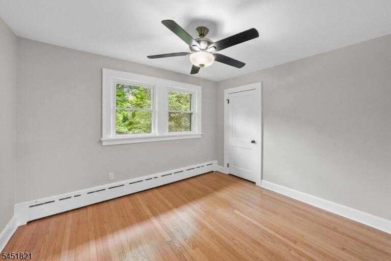 Property listing MLS 4049474 photo 11