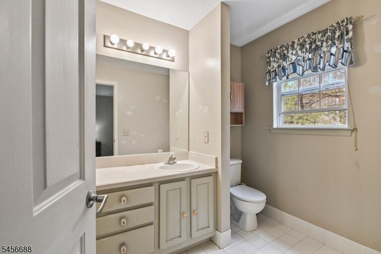 Property listing MLS 4049487 photo 13
