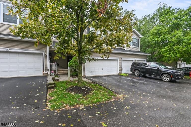 Property listing MLS 4049487 photo 23
