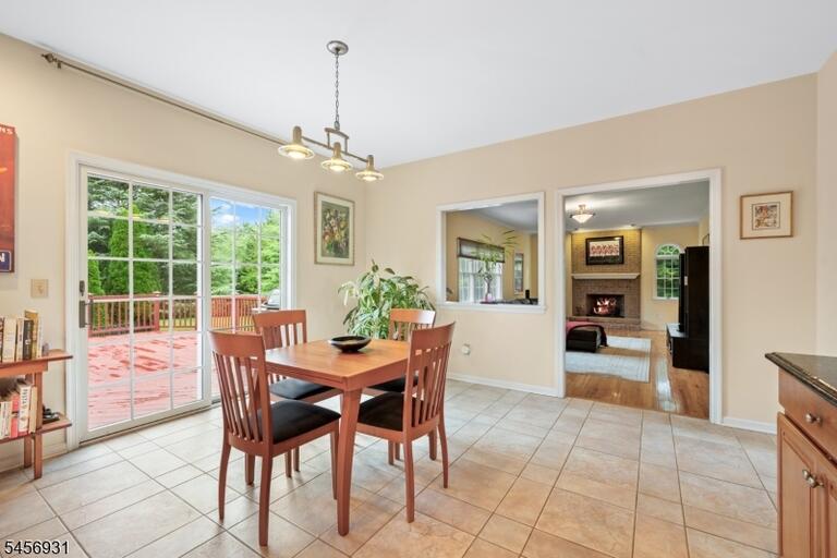 Property listing MLS 4049502 photo 10