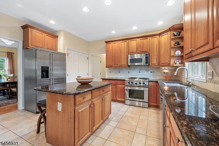 Property listing MLS 4049502 photo 16