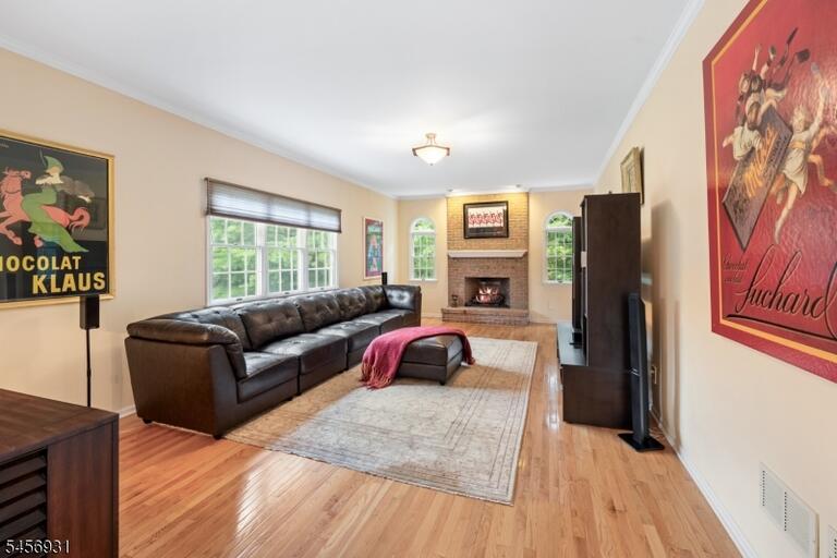 Property listing MLS 4049502 photo 8